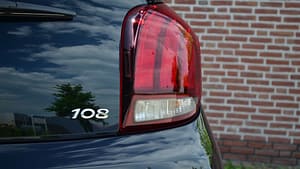 Peugeot 108 1.0 Active 5-deurs logo