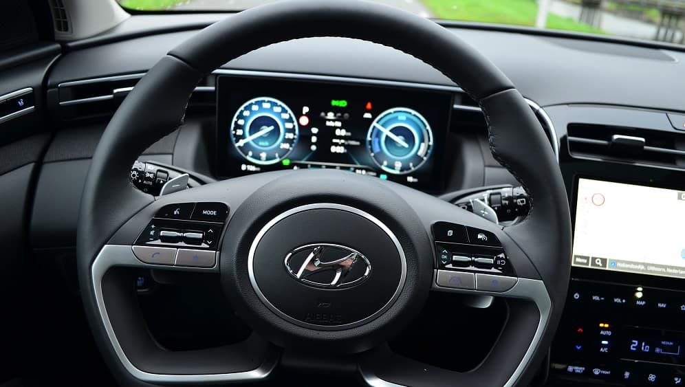 Hyundai Tucson HEV Premium SKY stuur